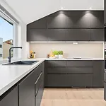 Διαμέρισμα Center - Two Bedroom Modern