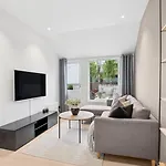 Center - Two Bedroom Modern * Τρόμσο