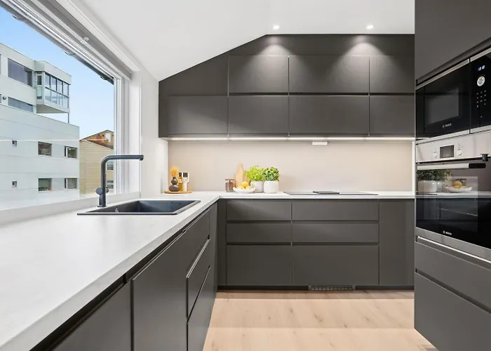 Lägenhet Center - Two Bedroom Modern