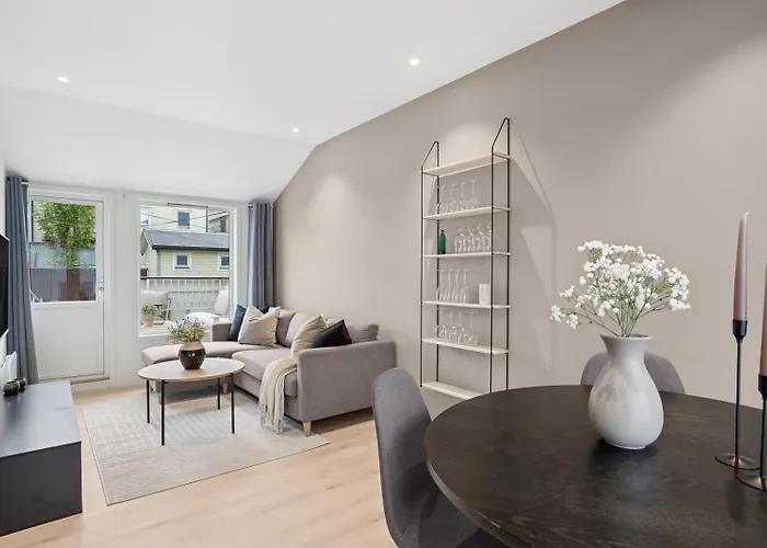 Center - Two Bedroom Modern Lägenhet Tromsø