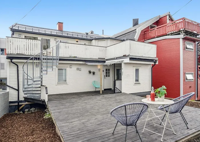 Center - Two Bedroom Modern Lägenhet